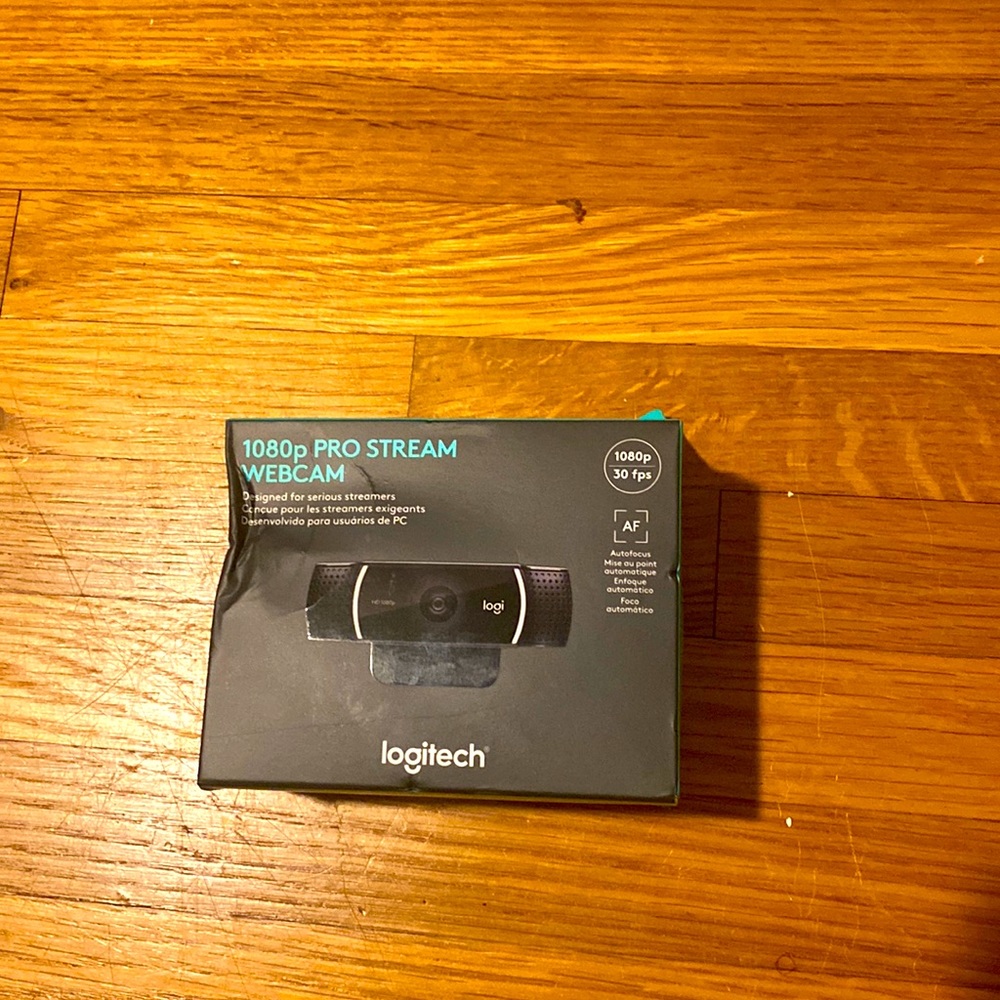 This 1080 pro stream webcam designed for serious streamers